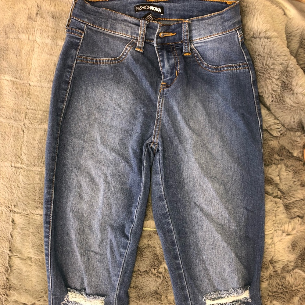 Fashion Nova Canopy Jeans - Picture 5 of 5